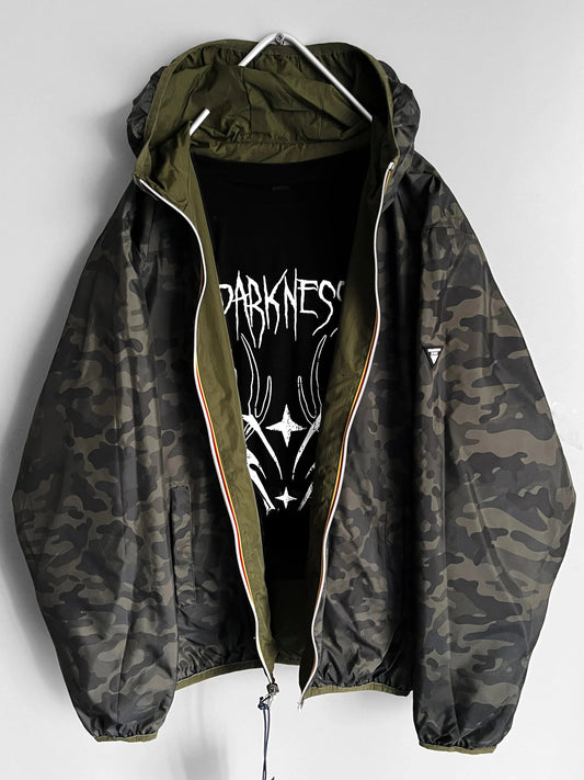 Giacca a track con cappuccio reversibile a motivo camouflage - Shoplifts