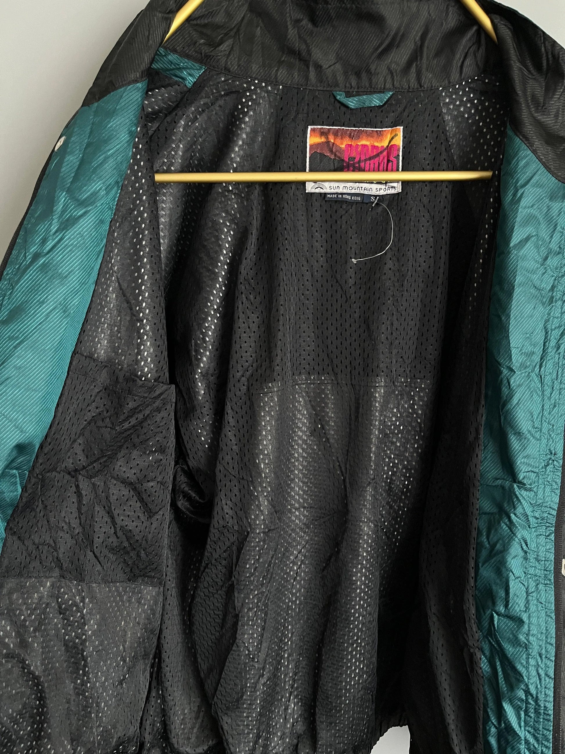 Y2K Windbreaker Jacket Vintage - Shoplifts