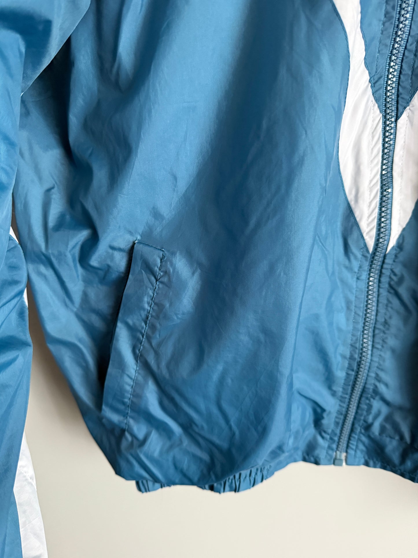 chaqueta cortavientos vintage para mujer