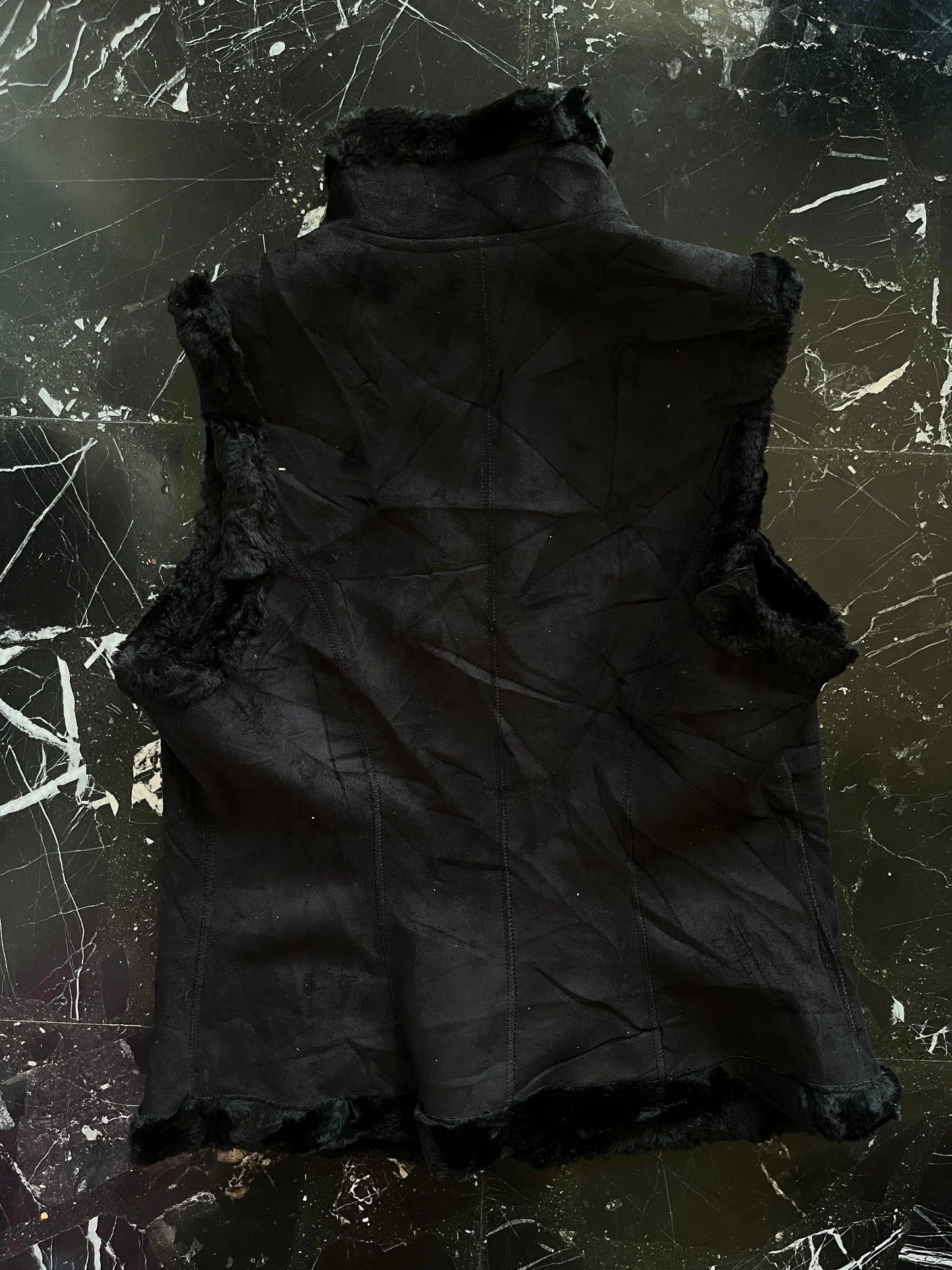gilet in stile gotico vittoriano old money - classico e vintage - shoplifts