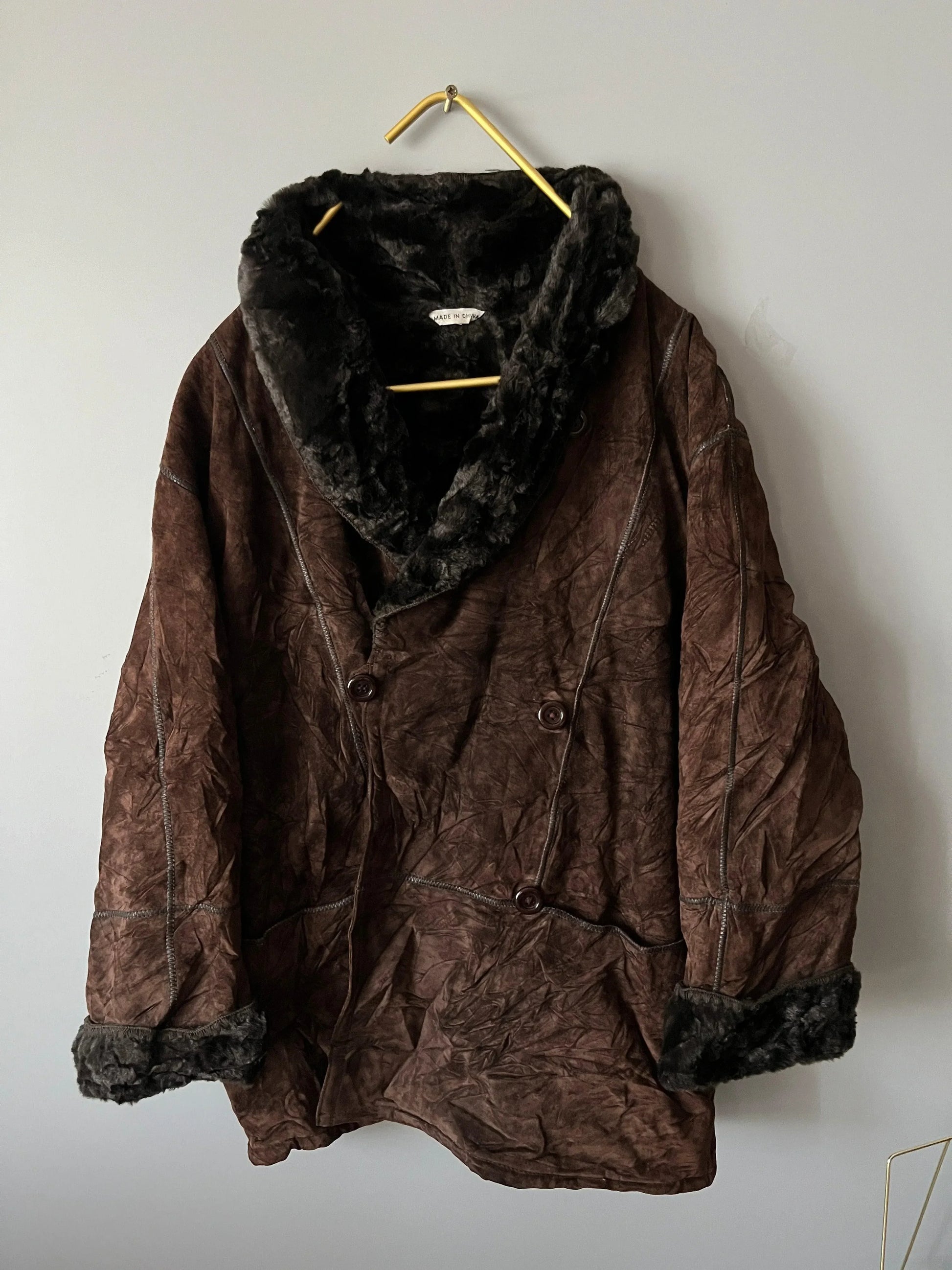 Cappotto afghan pesante in pelliccia vintage classica in stile gotico vittoriano old money - Shoplifts