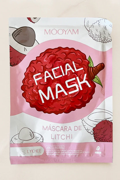 Confezione della maschera viso al litchi Mooyam su uno sfondo beige